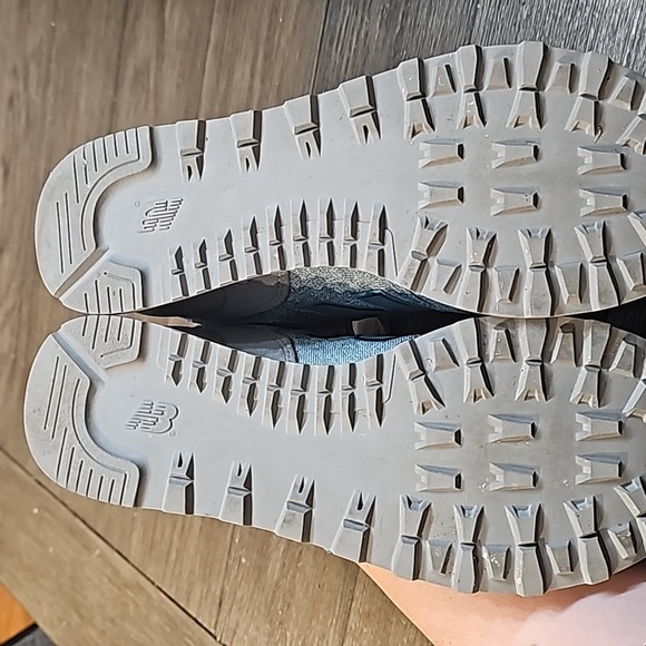 New Balance 574 Heather Denim with Rose Gold Metallic Women's 10 - Picture 5 of 6